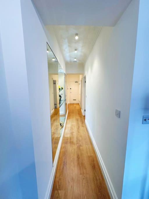 The Mayfair Gem Apartment London